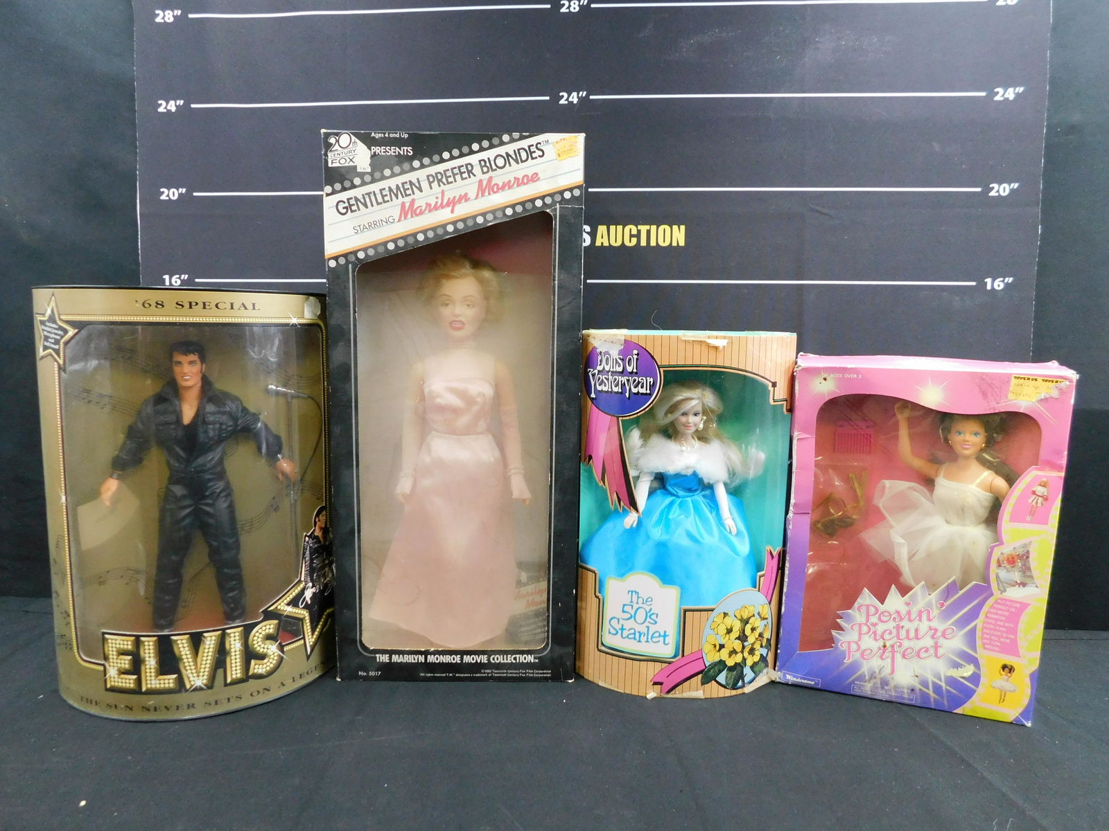 Mixed Lot of Dolls (1 of 11)