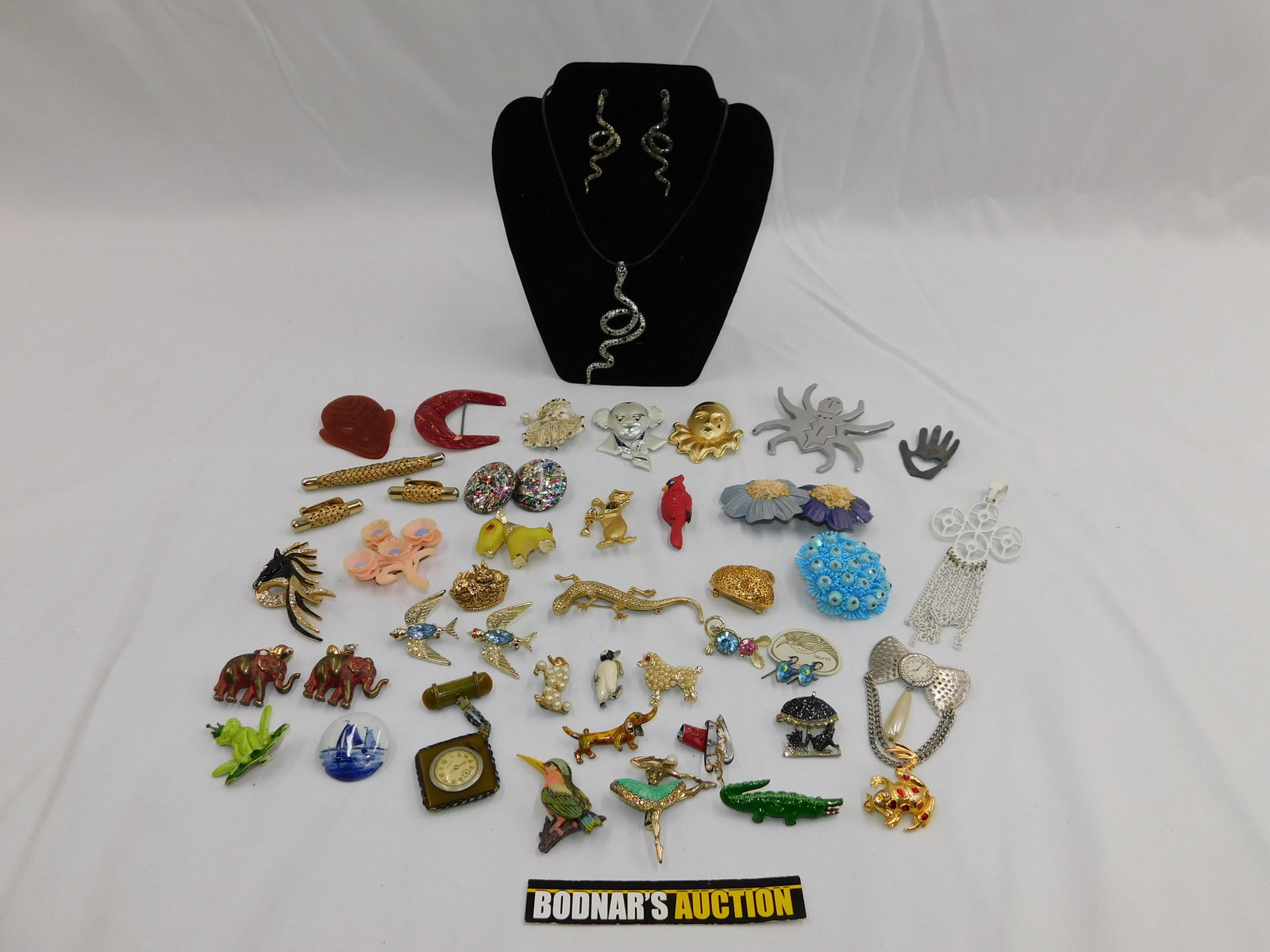 Lot of Costume Jewelry Pins, Earrings, and Necklaces (1 of 7)