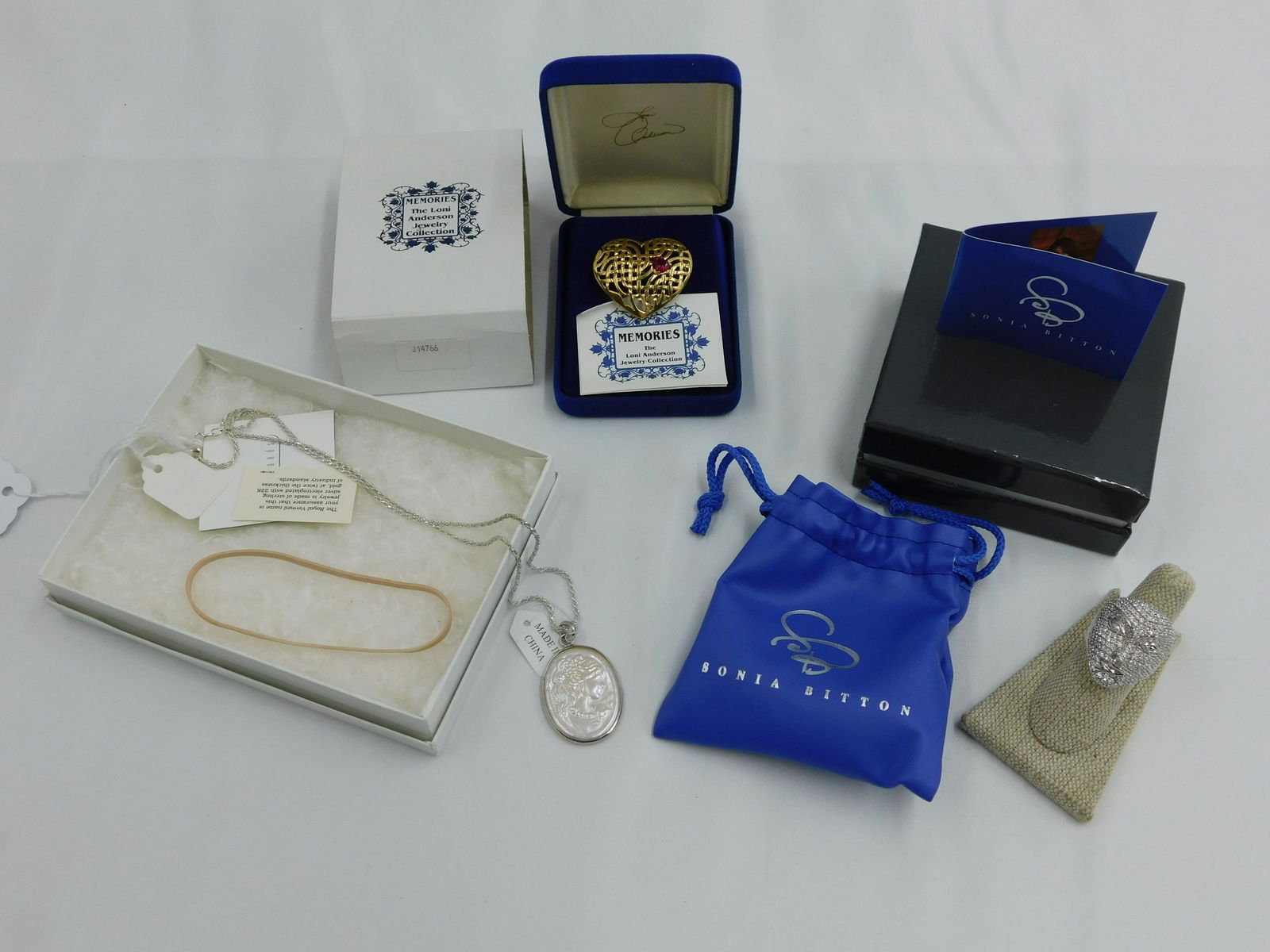 Lot of 3 Pieces of Sterling Jewelry (1 of 8)