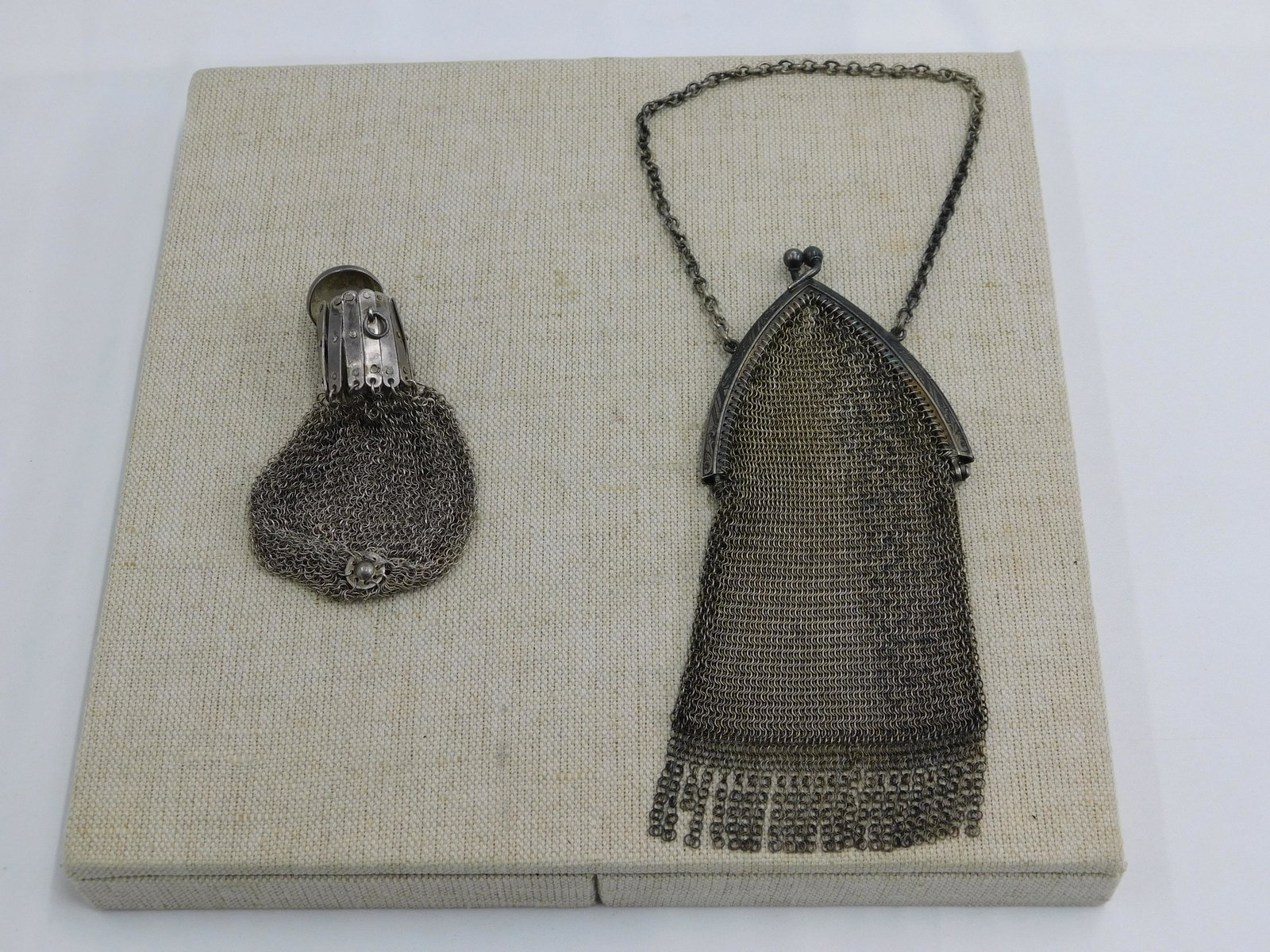 Lot of 2 Vintage Whiting and Davis Sterling Silver Mesh Purses (1 of 5)