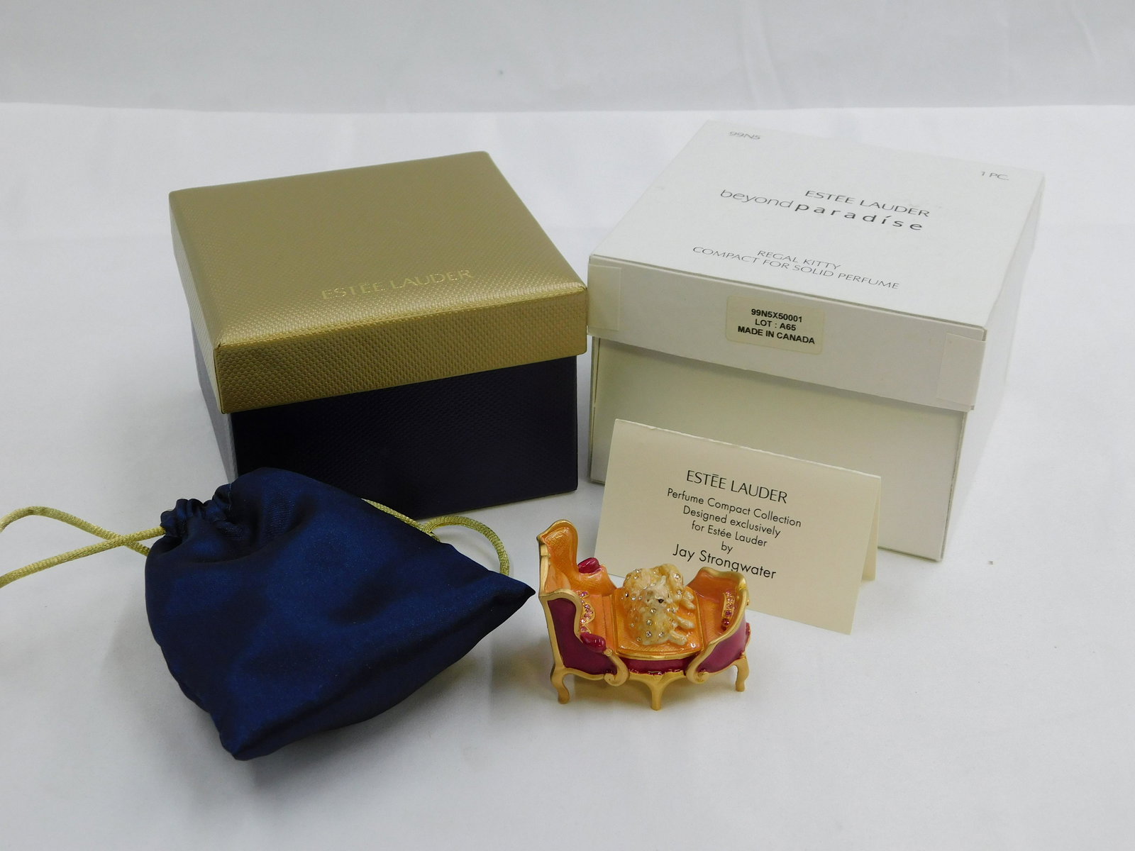 Jay Strongwater Estee Lauder Regal Kitty Compact (1 of 5)