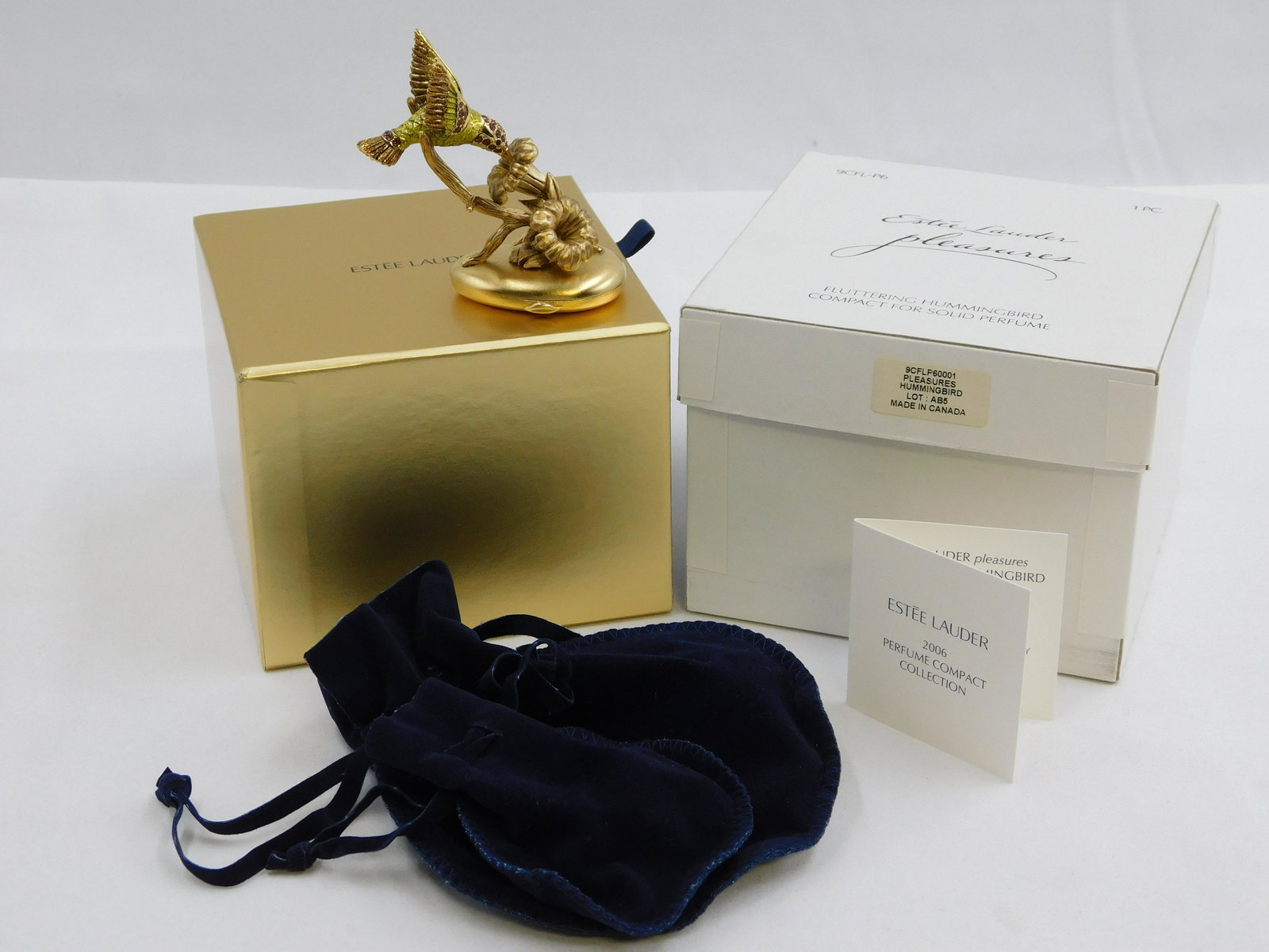 Estee Lauder Fluttering Hummingbird Perfume Compact (1 of 7)