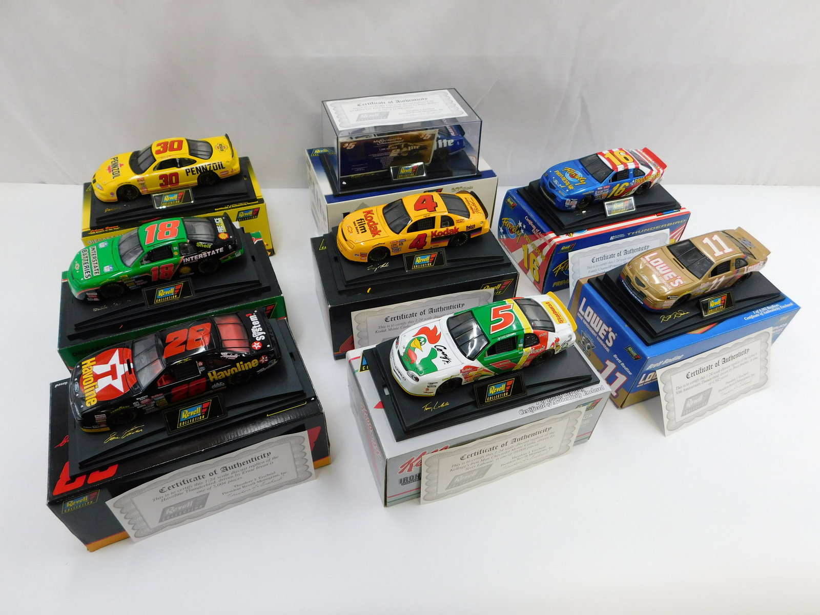 Lot of 8 Revell NASCAR 1:24 Scale Cars (1 of 4)