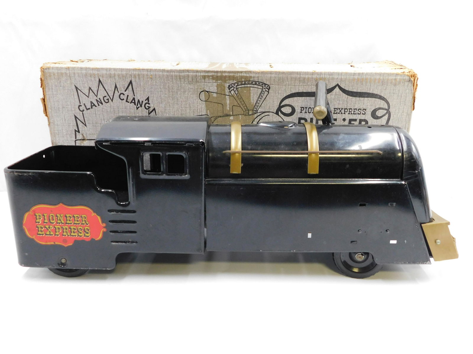 Marx Tin-Plated Ride-On Pioneer Express (1 of 7)