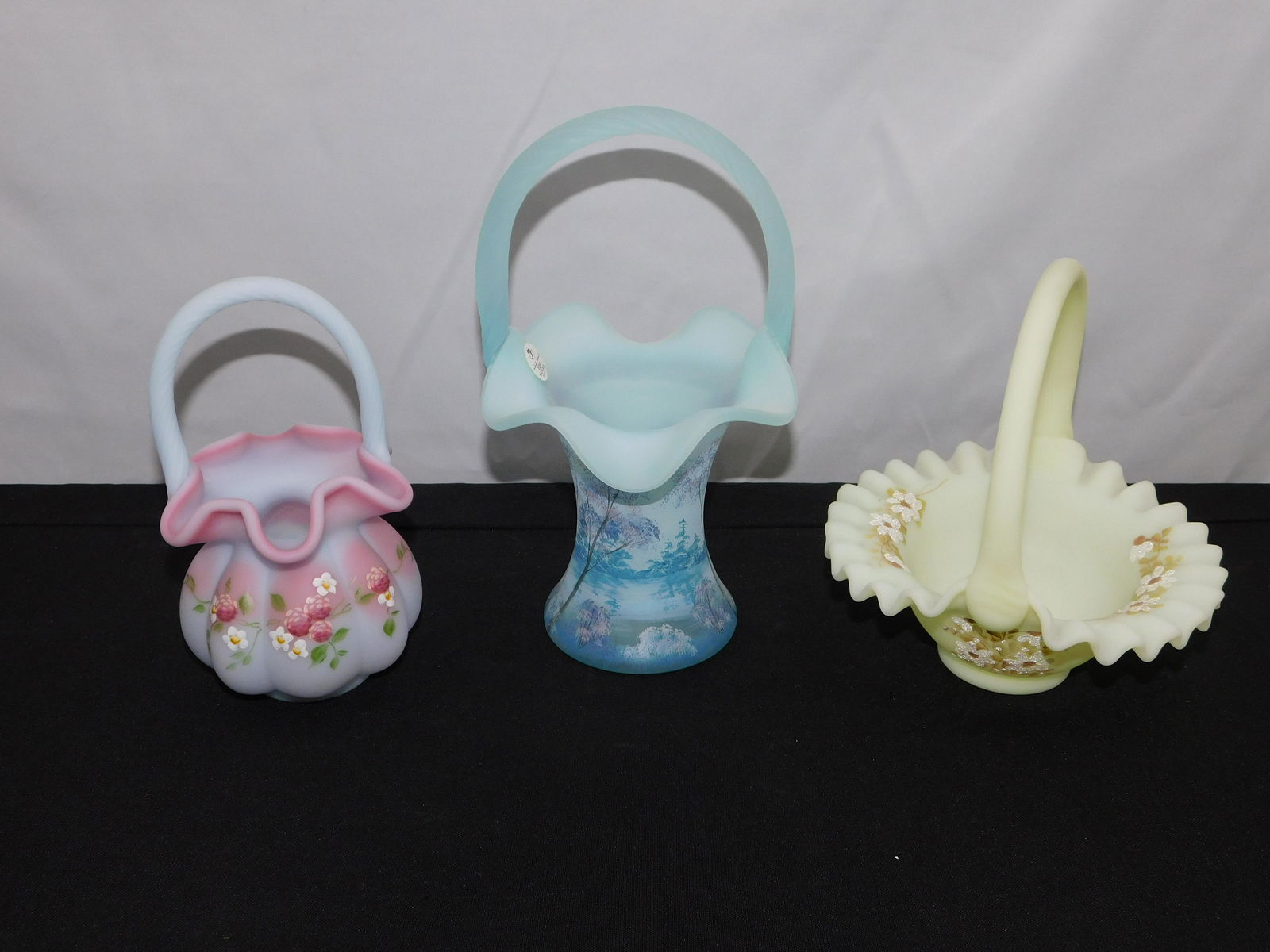 Lot of 3 Hand Painted Fenton Baskets (1 of 13)