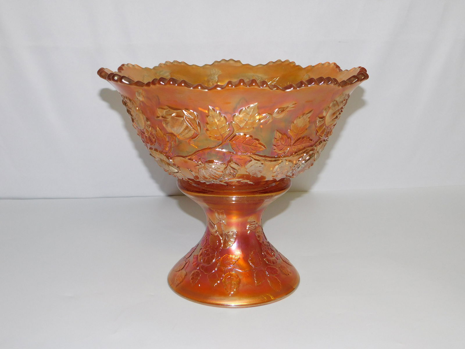 Carnival Glass Punch Bowl (1 of 4)