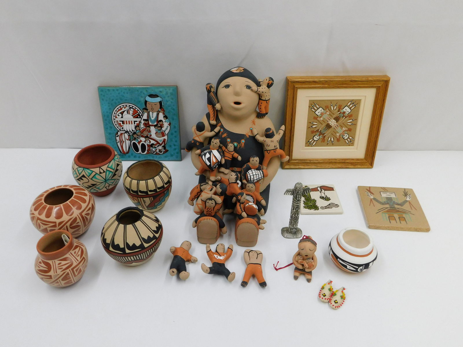Group Lot of Native American Indian Items (1 of 6)
