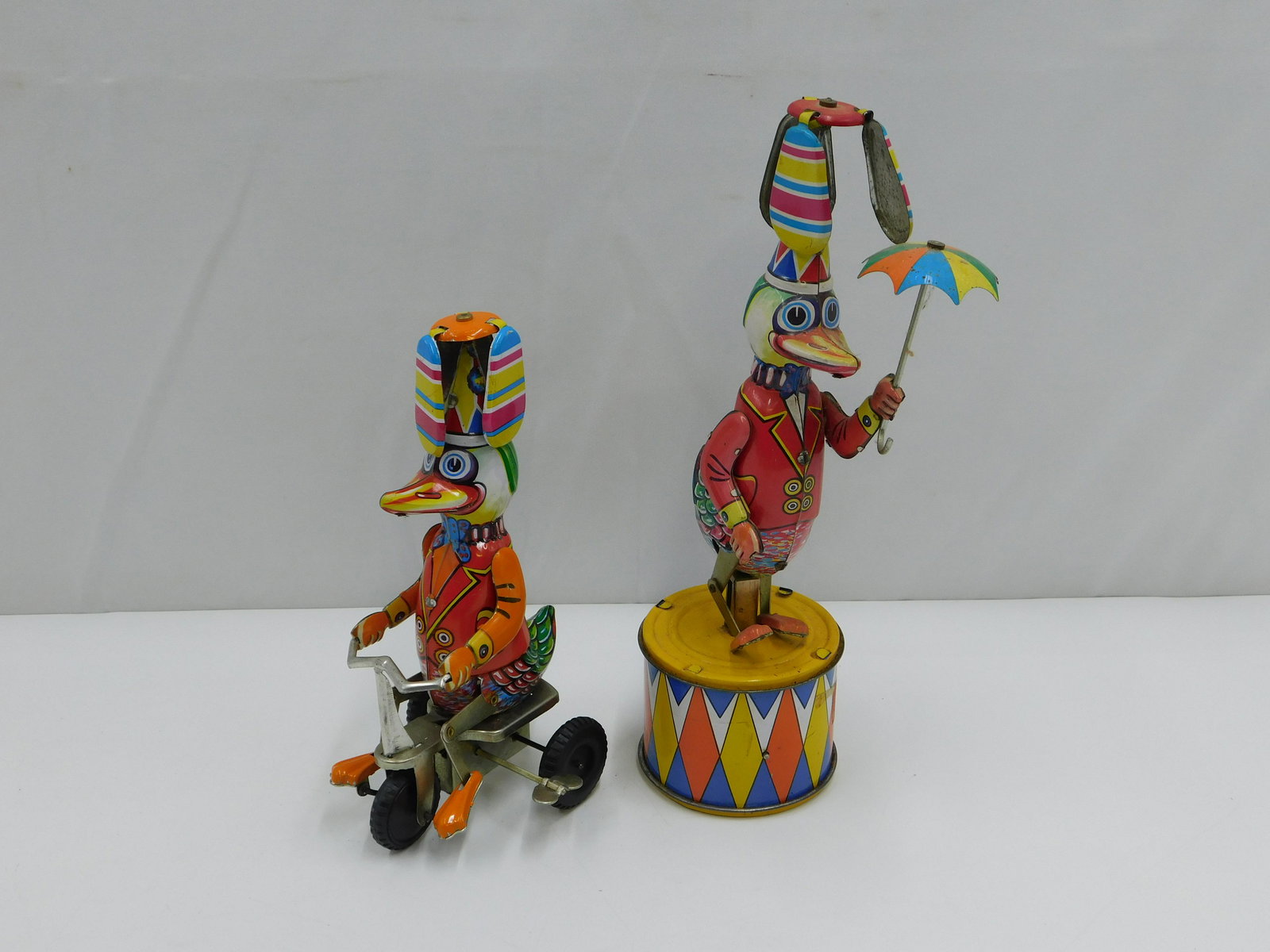 Lot of 2 Contemporary Key Wind Tin Litho Ducks (1 of 6)