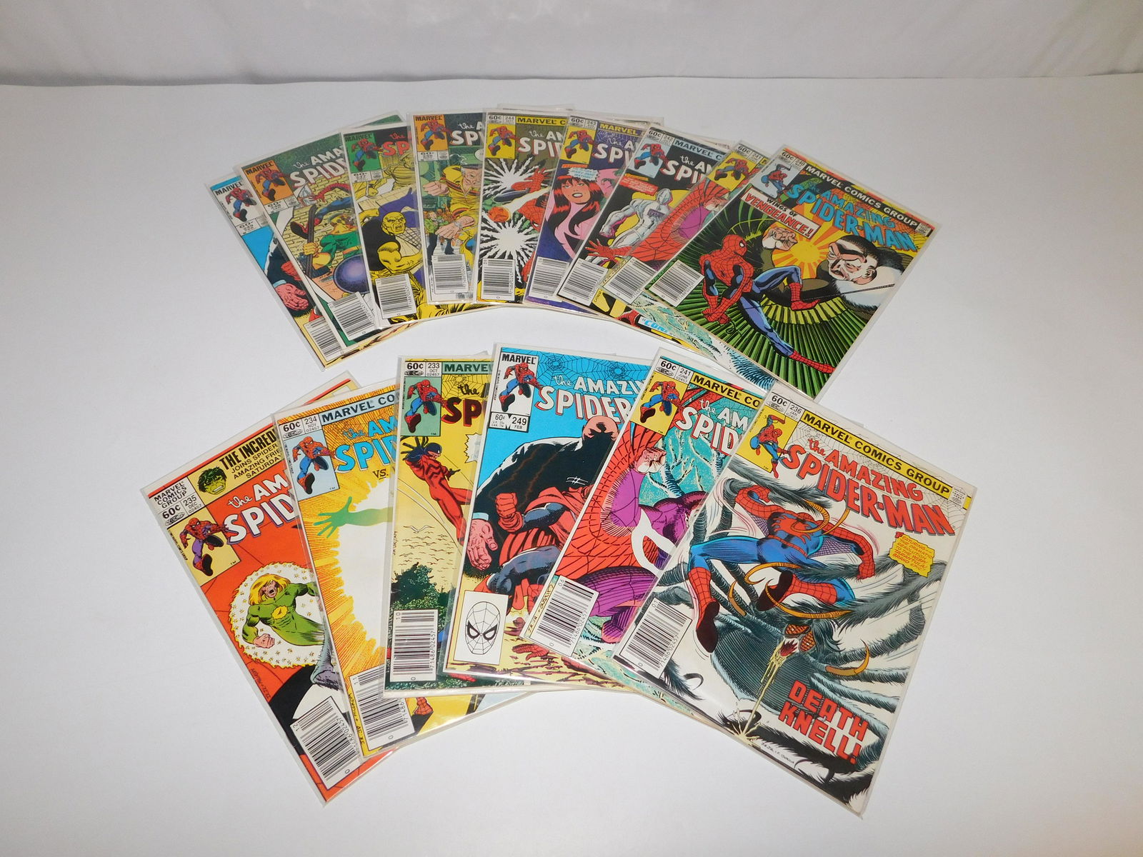 Lot of 16 Amazing Spider-Man Comics (1 of 3)