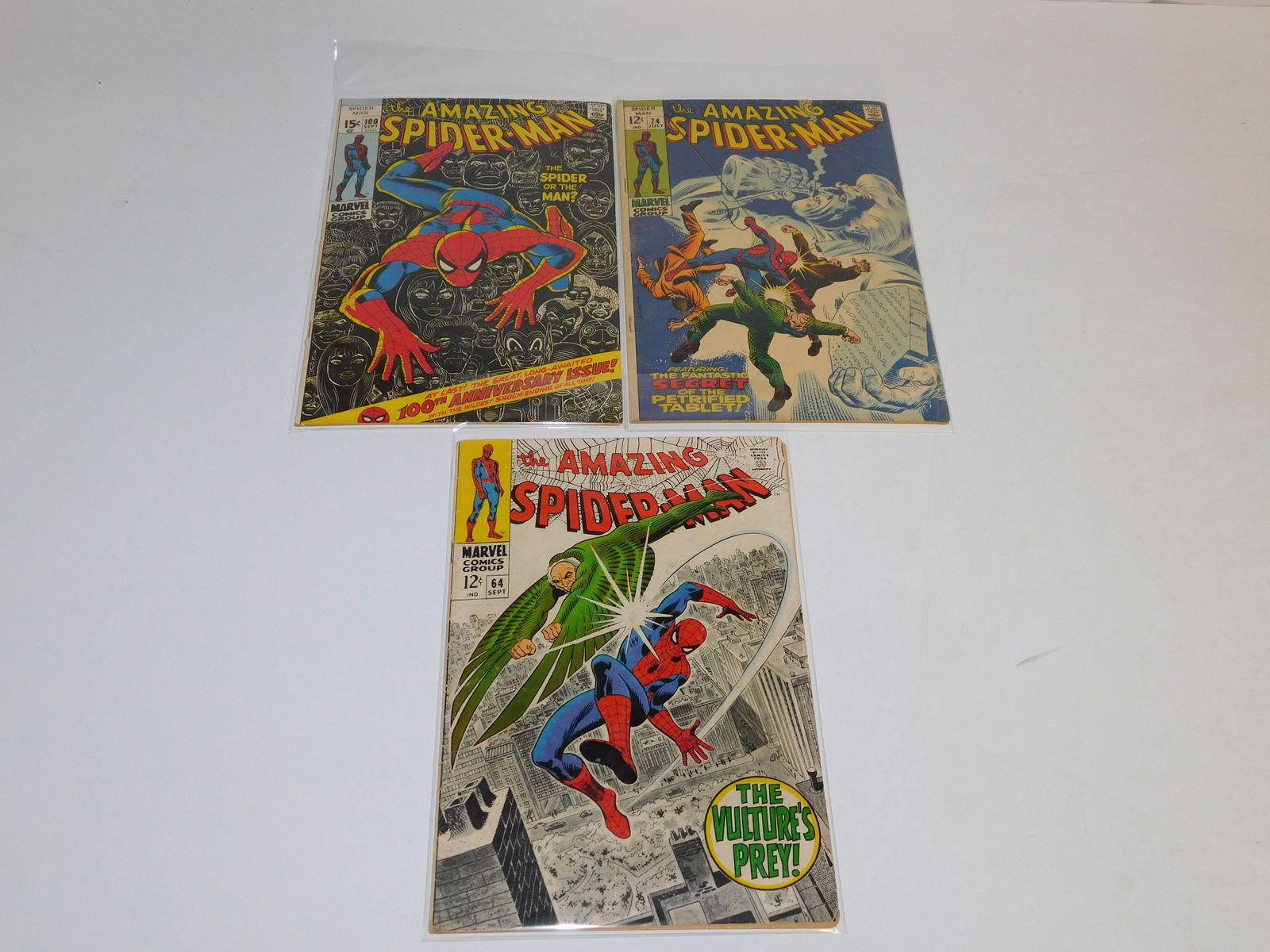 Lot of 3 Amazing Spider-Man Comics (1 of 3)