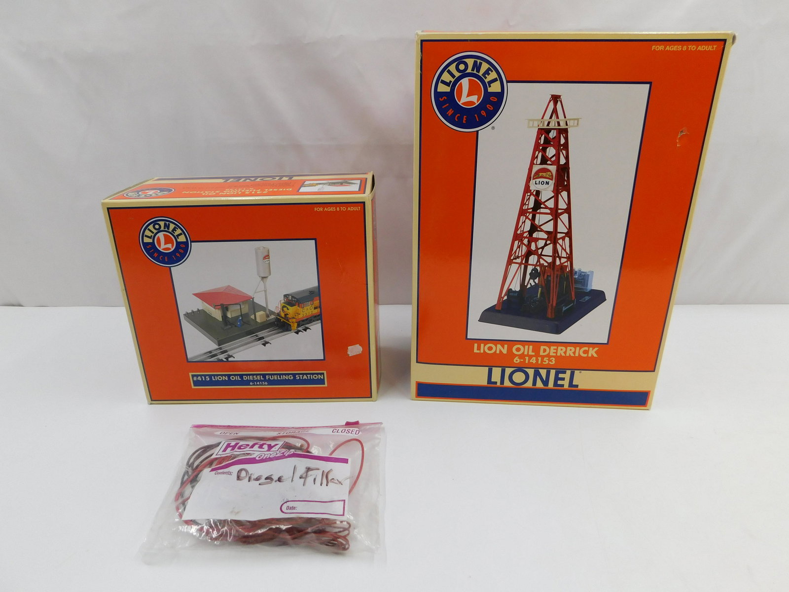 Lot of 2 Lionel LLC Train Accessories (1 of 4)