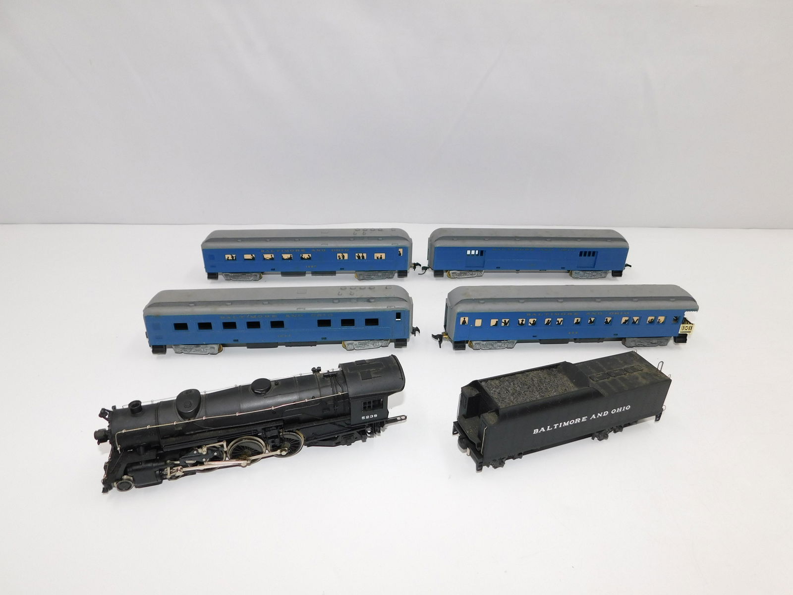 HO Scale B&O Passenger Car Set (1 of 5)