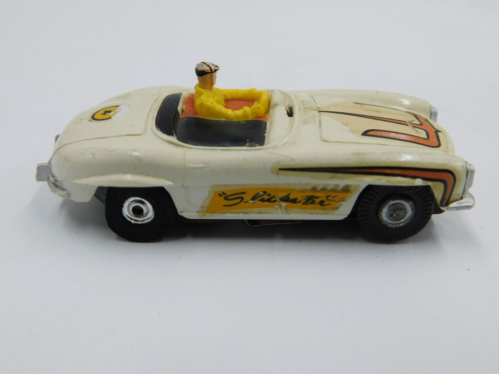 Aurora Mercedes Vibrator HO Scale Slot Car (1 of 5)