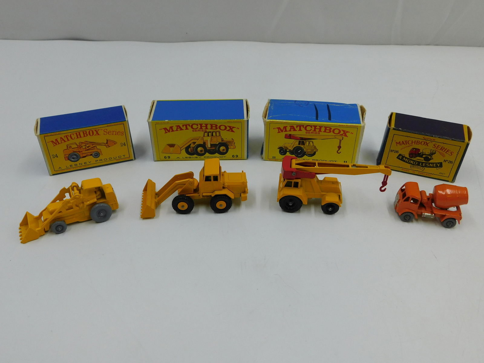 Lot of 4 Vintage Matchbox in Original Boxes (1 of 6)