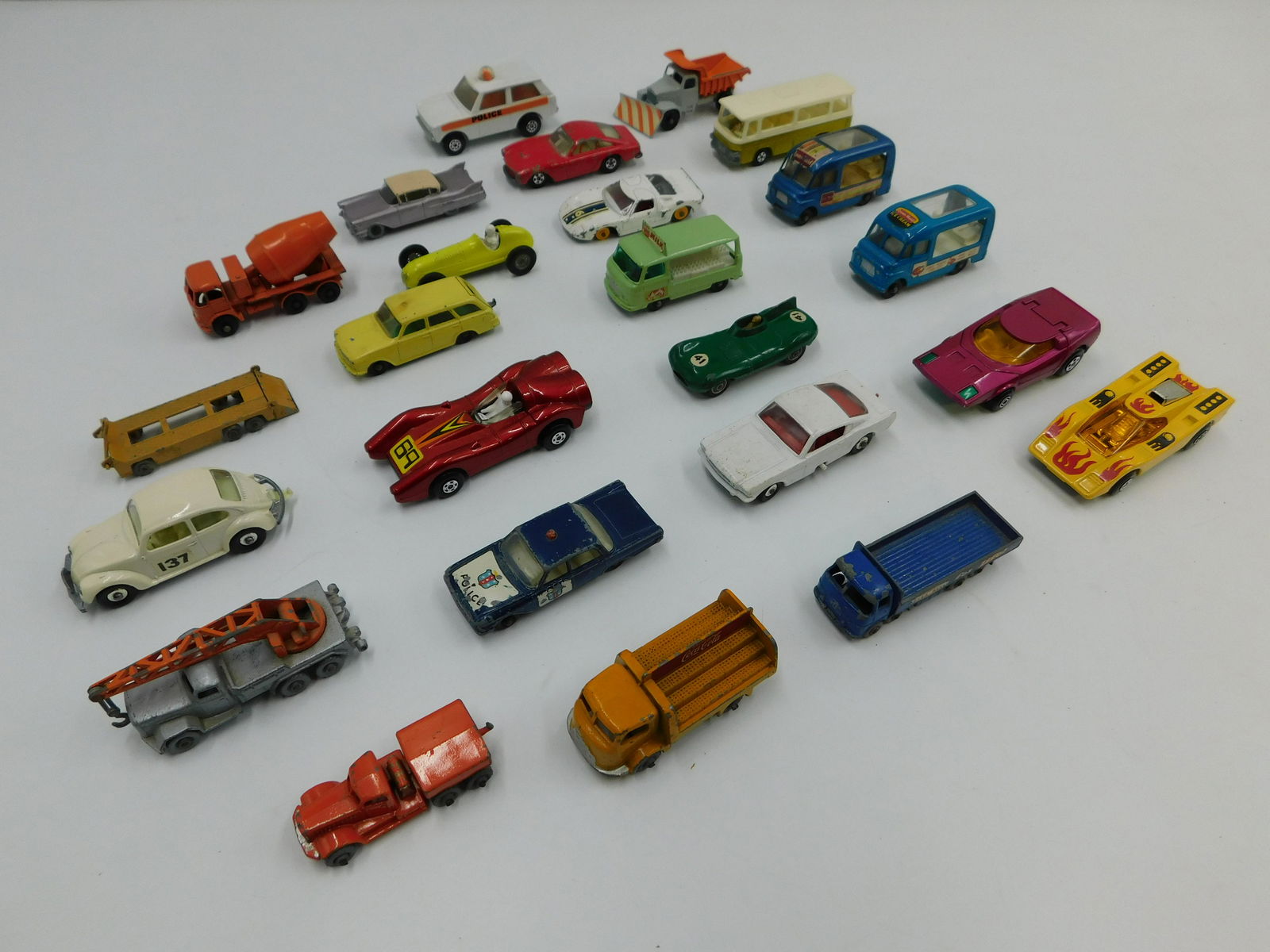 Lot of 24 Vintage Matchbox Cars (1 of 11)
