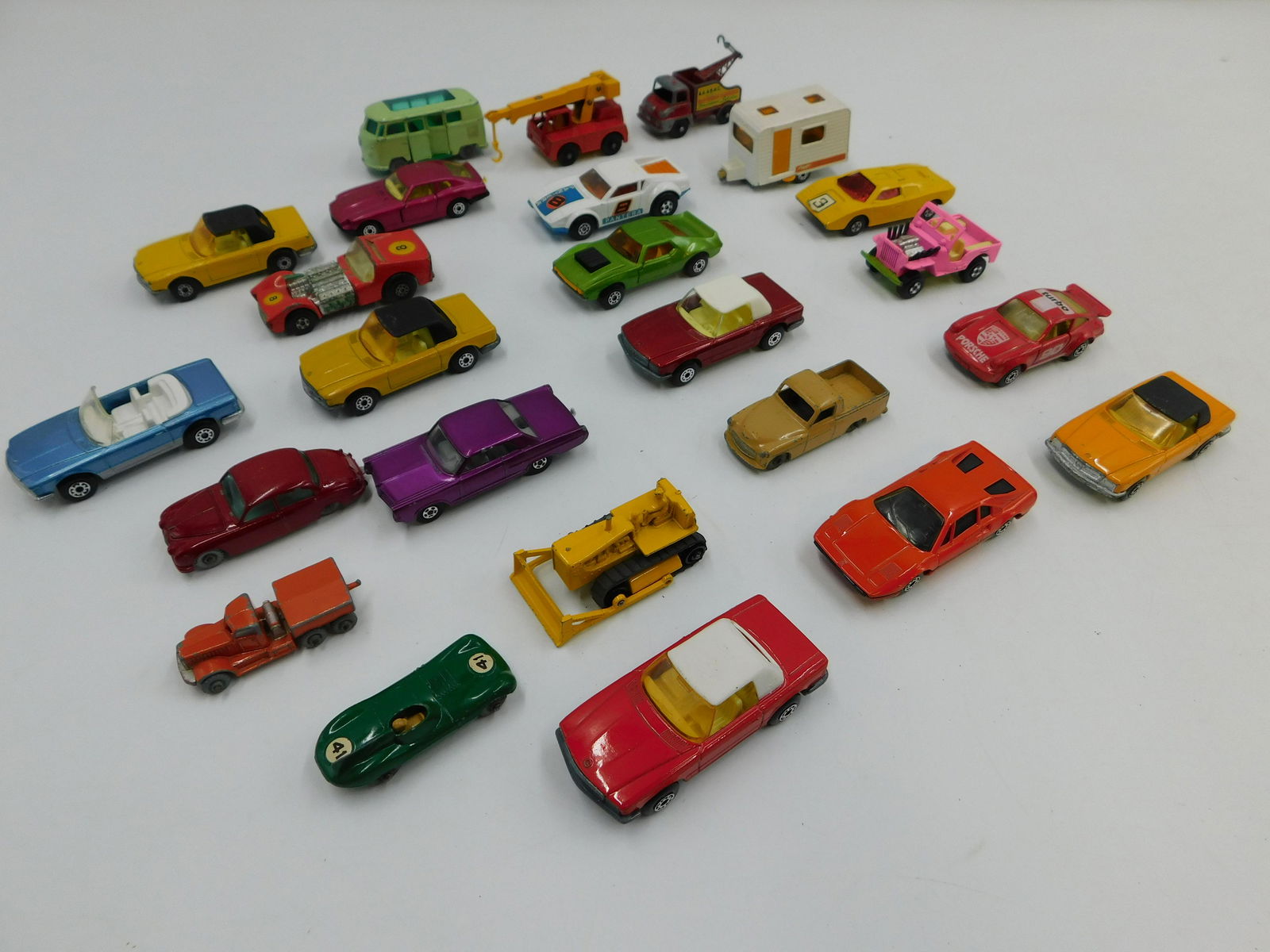 Lot of 24 Vintage Matchbox Cars (1 of 11)