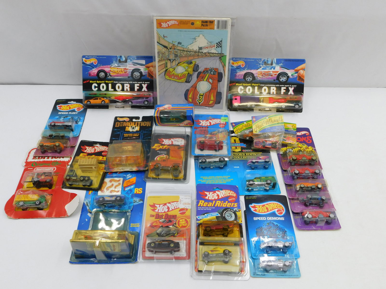 Lot of Vintage Hot Wheels Items (1 of 8)