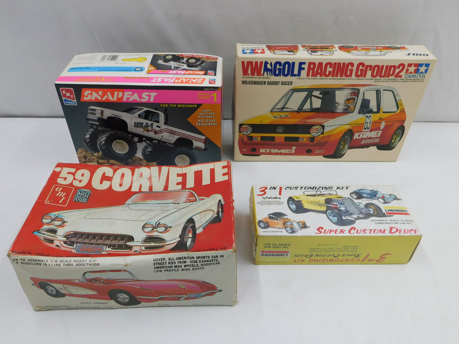 Lot of 4 Model Kits (1 of 4)