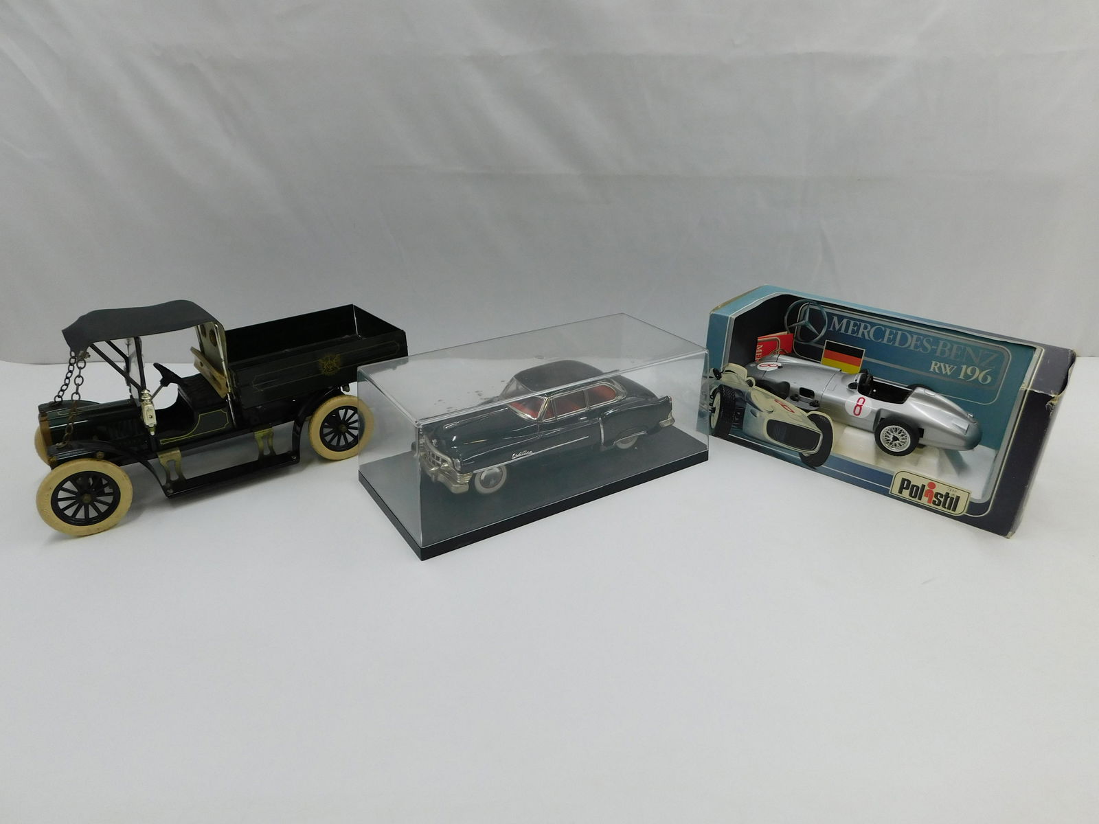 Lot of 3 Diecast and Tin Cars (1 of 5)