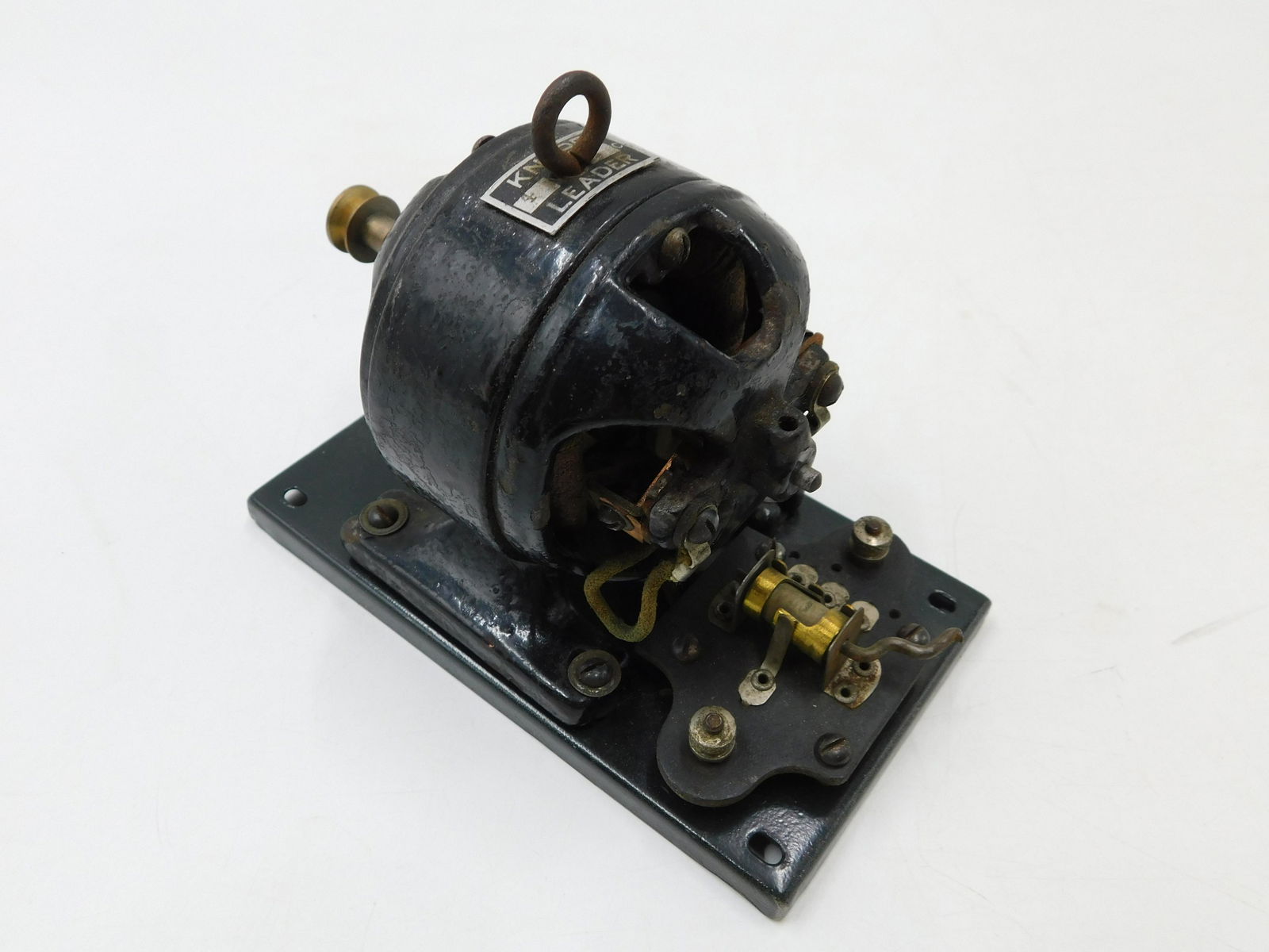 Antique Knapp Leader Electric Motor (1 of 7)