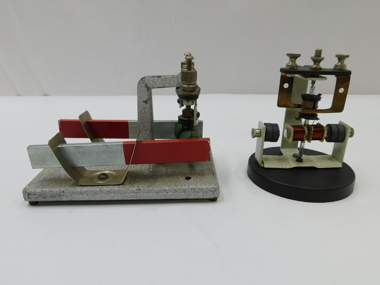 Lot of 2 Vintage Electric Magnet Motors (1 of 5)