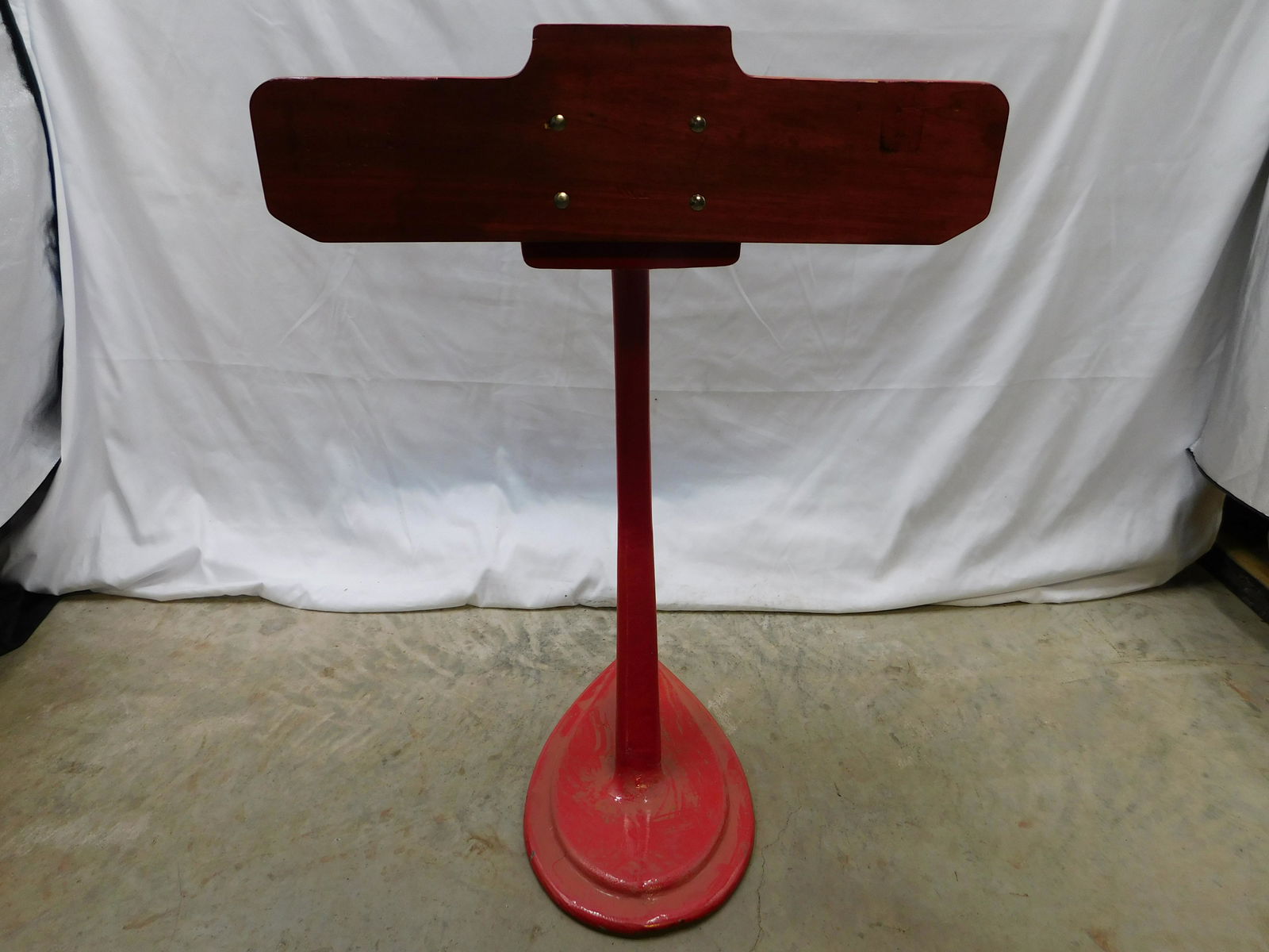 Antique Cast Iron Motor Display (1 of 4)