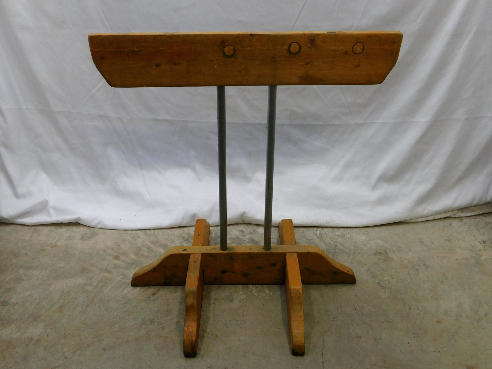 Wooden Display for Outboard Motors: Wooden Display for Outboard Motors. Possibly Custom Motors. Holds 2 Outboard Motors. Measures 32" tall x 32" wide. All invoices must be paid within 24 hours of the sale. There are 3 Shipping Options. 