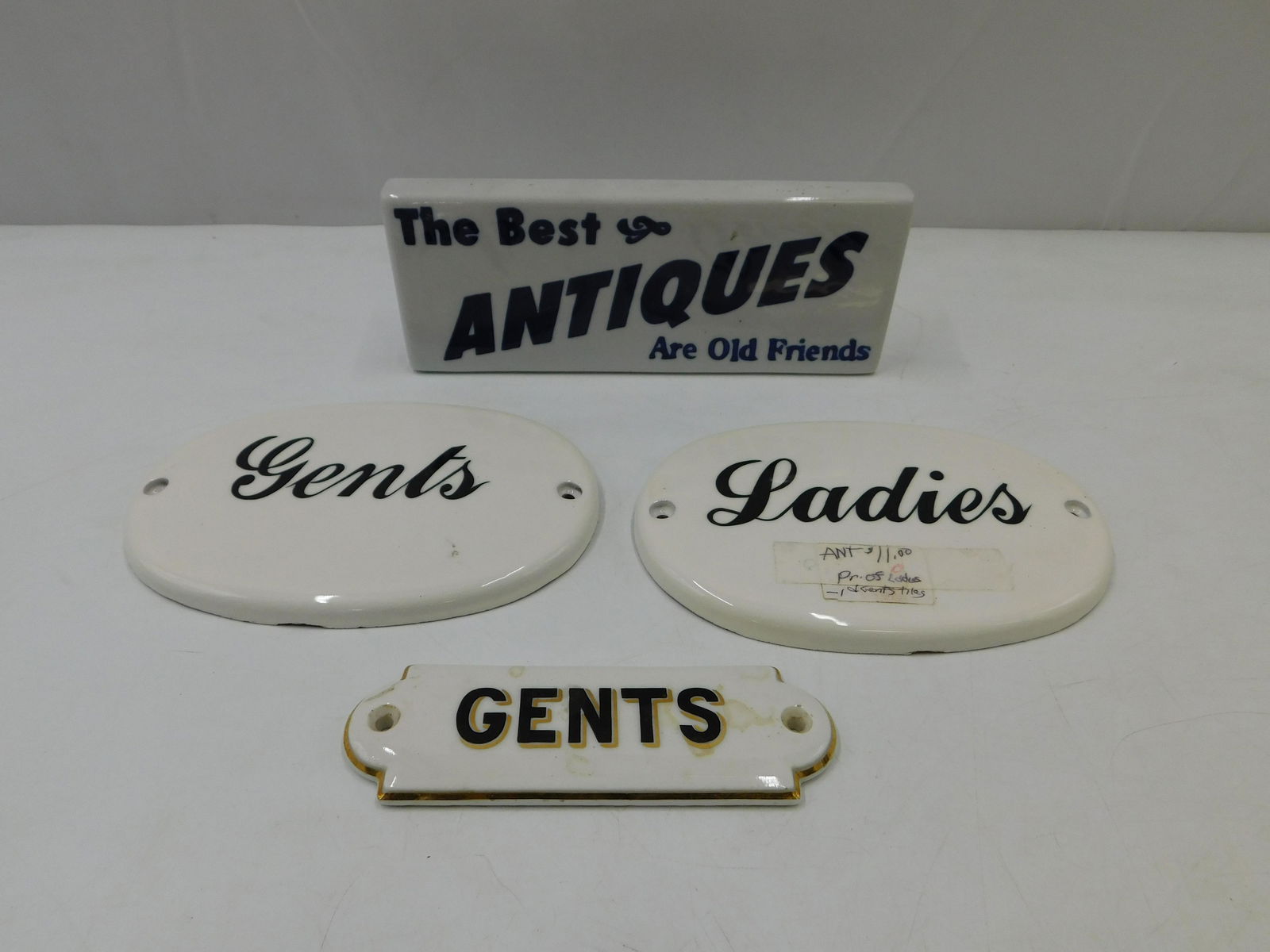 Lot of 4 Tile/Plaques (1 of 4)