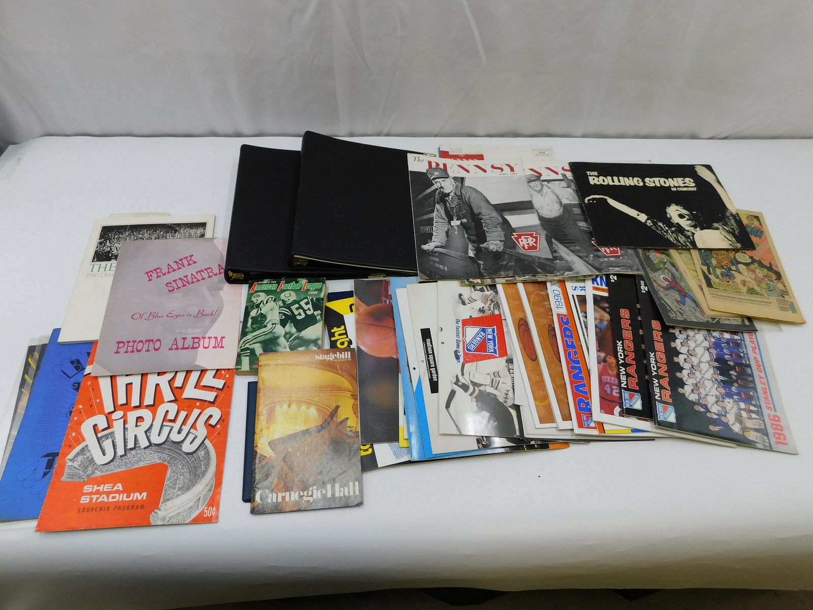 Lot of Mixed Paper Goods (1 of 6)