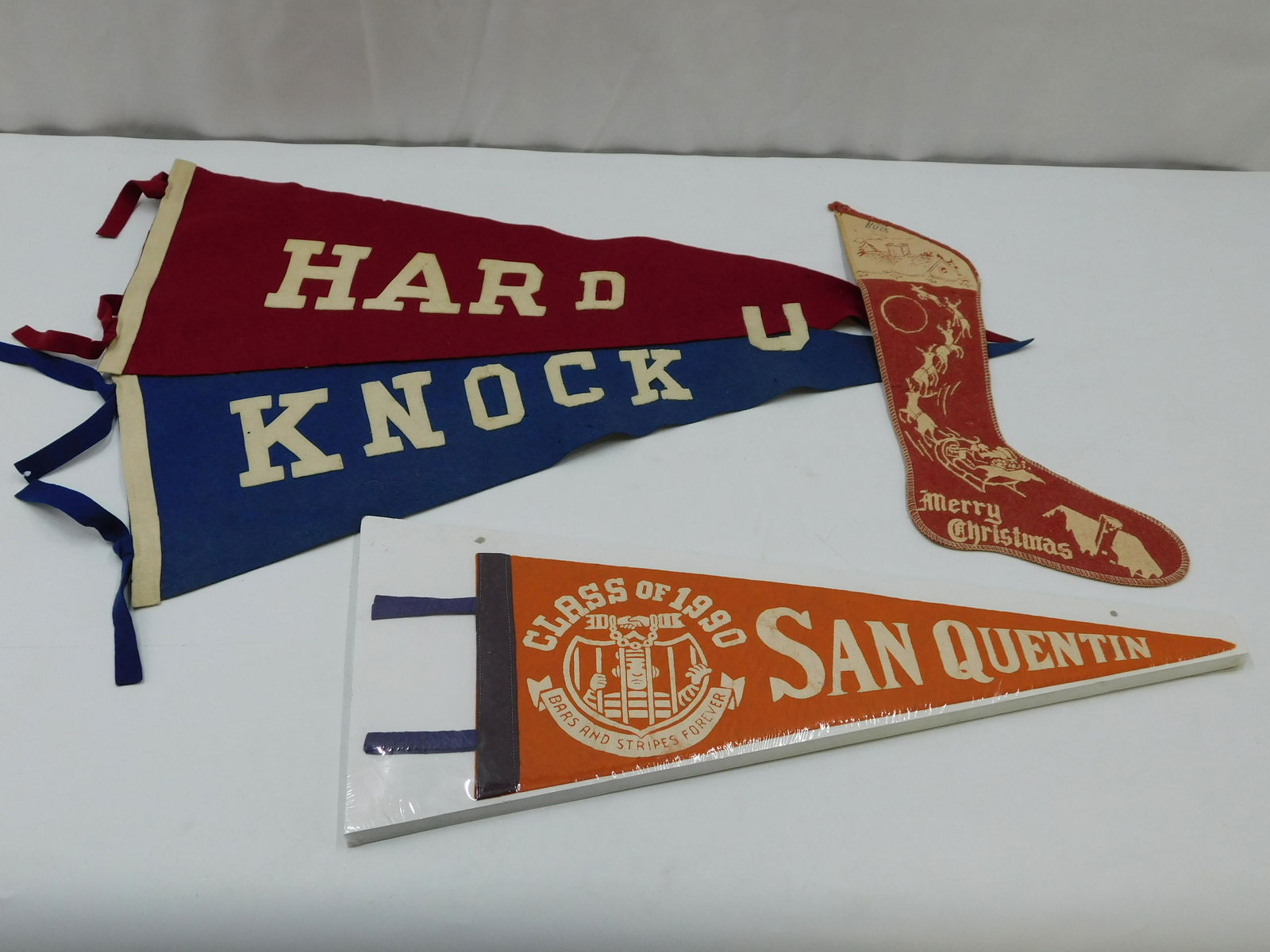 Lot of 3 Vintage Felt Items (1 of 8)