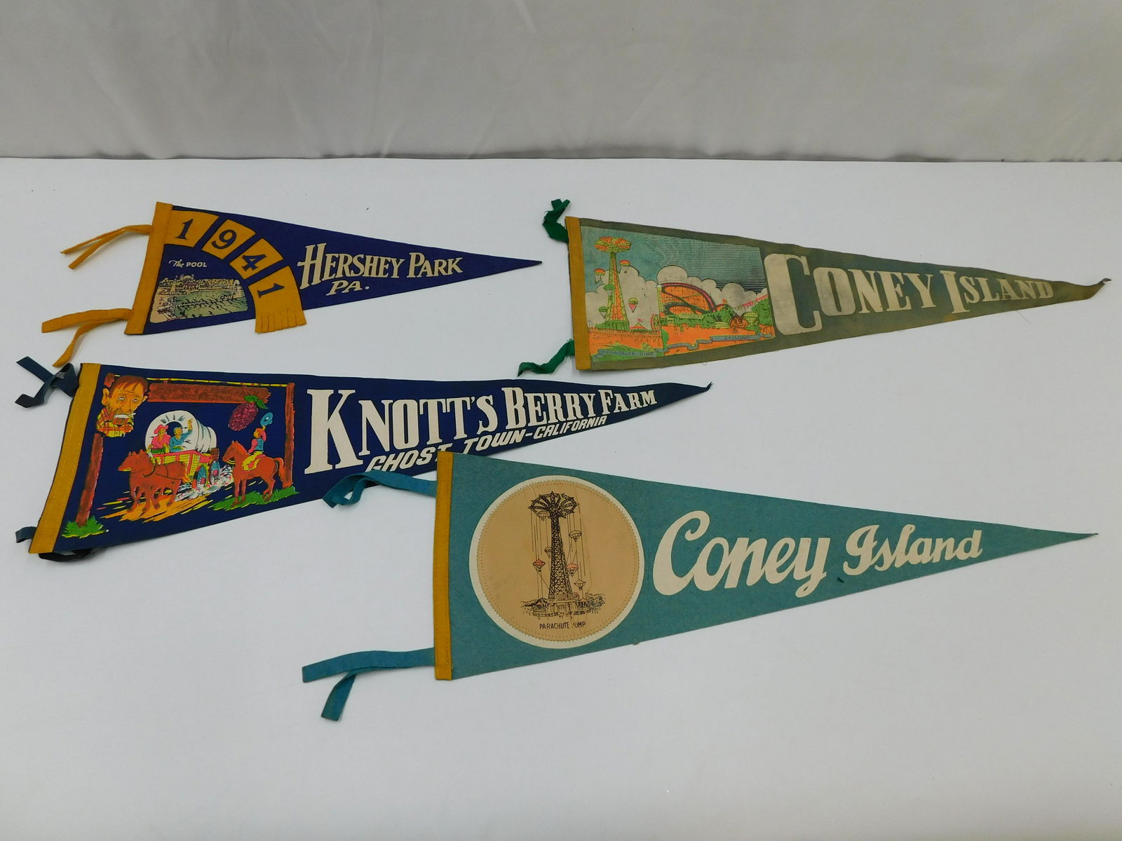 Lot of Souvenir Pennants (1 of 5)