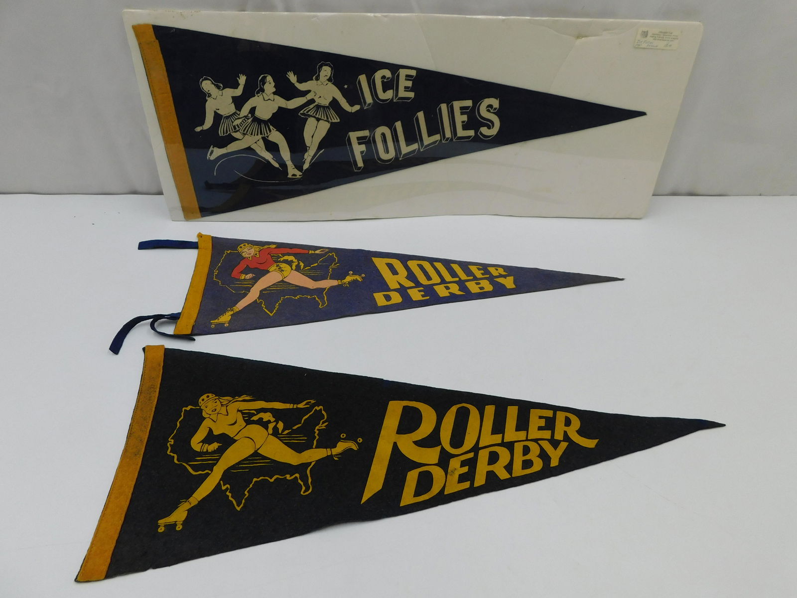 Lot of 3 Vintage Pennants (1 of 5)