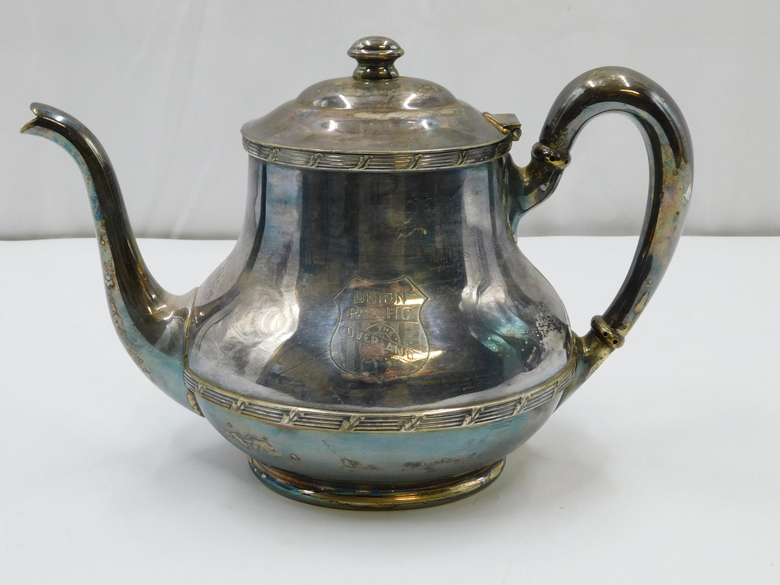 Union Pacific "Overland" Teapot (1 of 4)