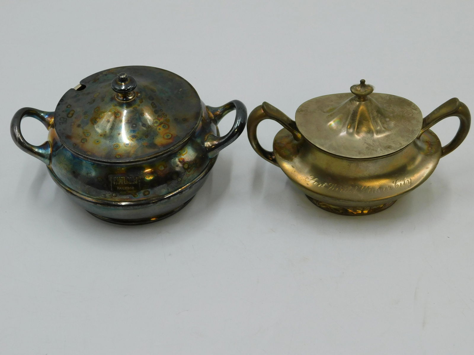 Lot of 2 Silverplate Railroad Serving Pieces (1 of 5)