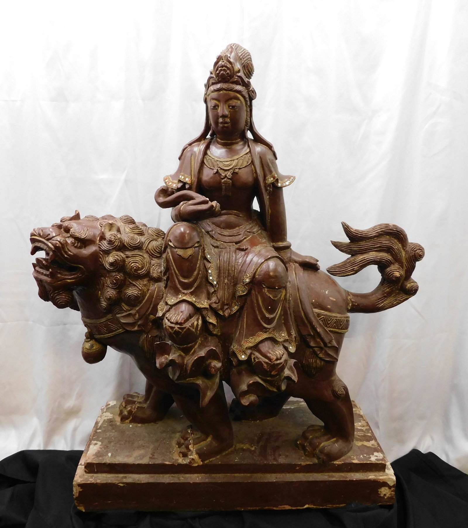 Lifesize Hand Carved Wooden Chinese Buddha Goddess Statue (1 of 16)