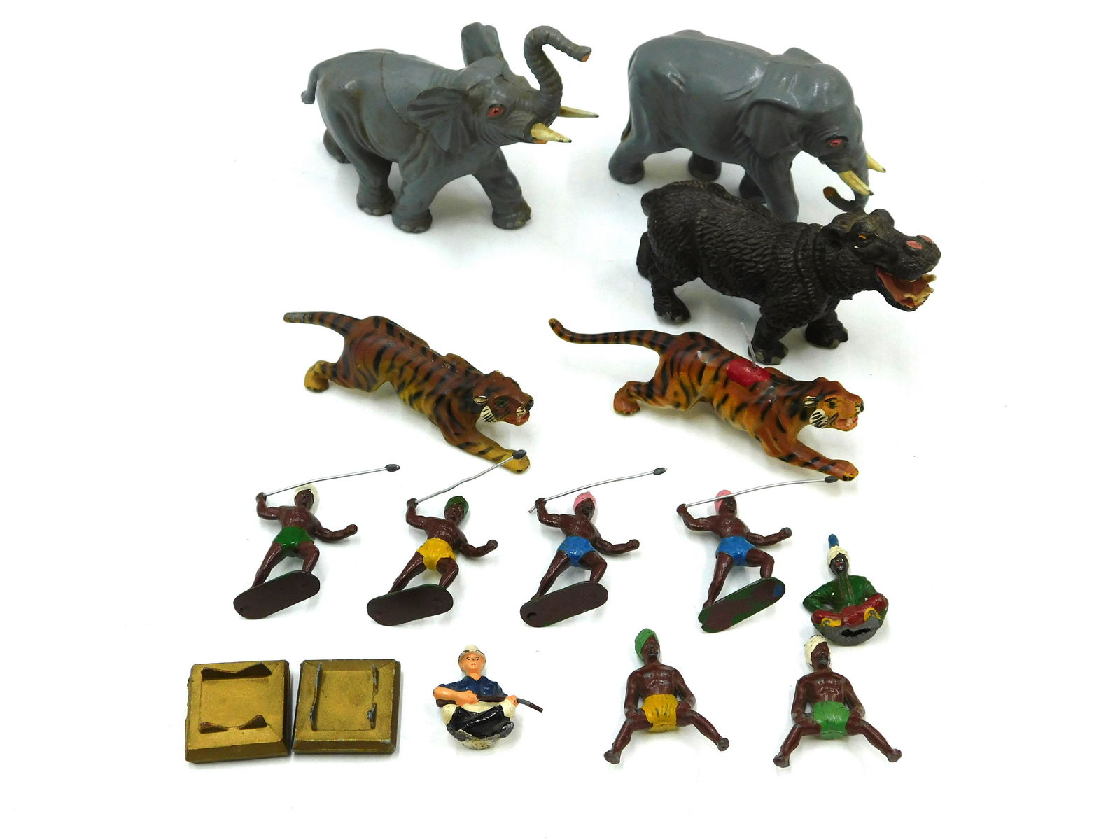 Lot of Vintage Timpo Toys - Safari Themed (1 of 8)