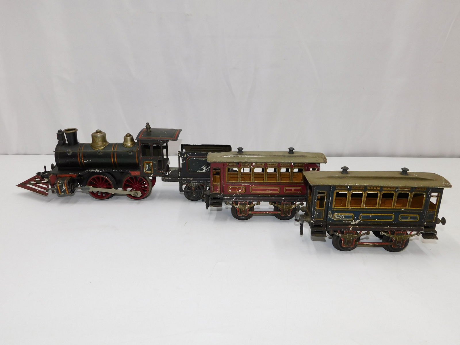 Pre-War Tin Plated Passenger Car Train Set (1 of 10)