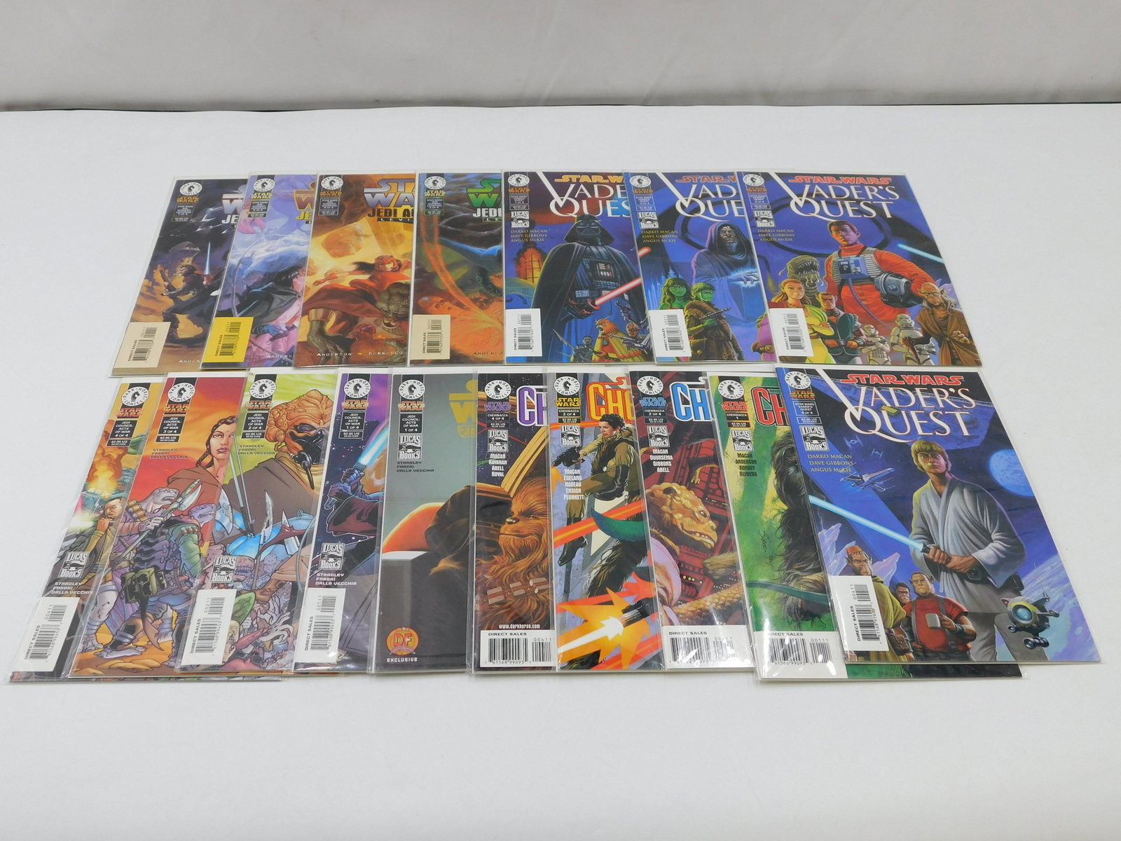 Lot of Star Wars Dark Horse Comics (1 of 4)