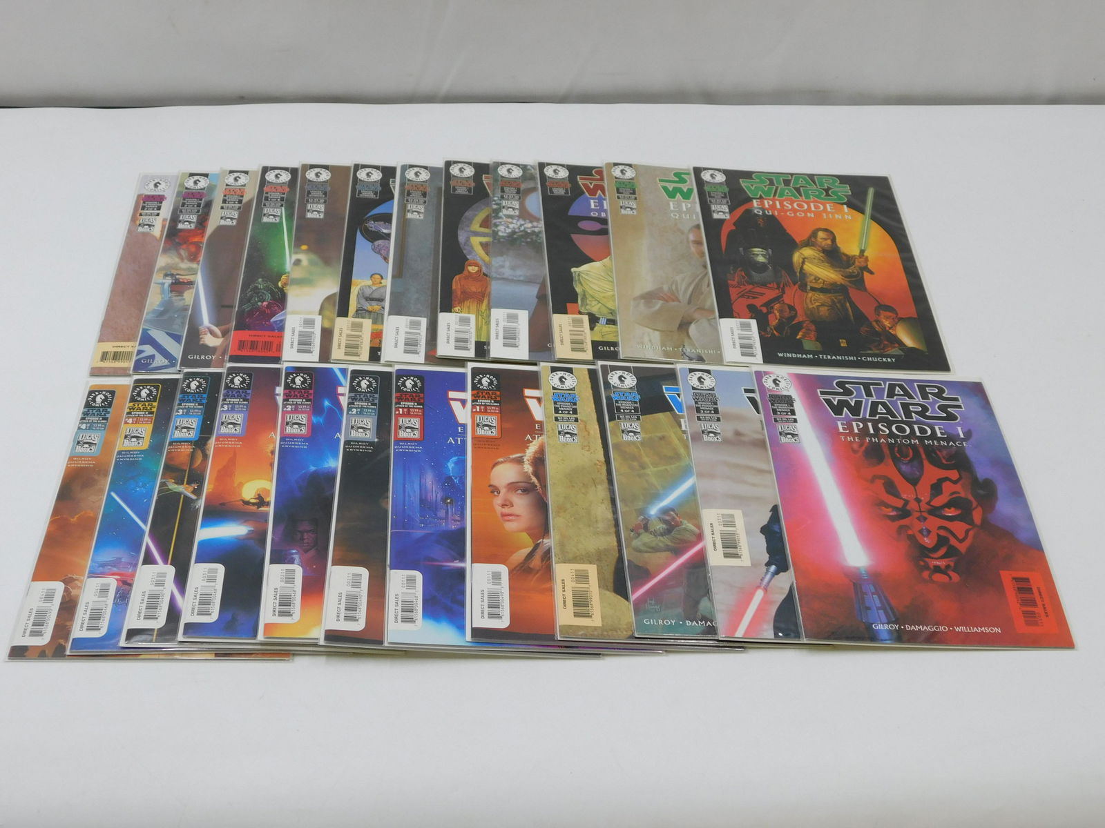Lot of 24 Star Wars Episode I & Episode II Dark Horse Comics (1 of 5)
