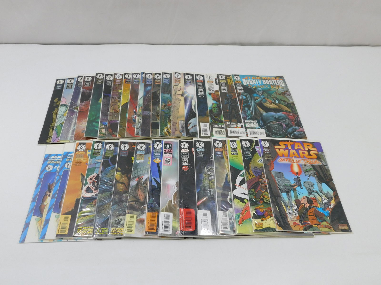 Lot of 35 Star Wars Dark Horse Comics (1 of 6)