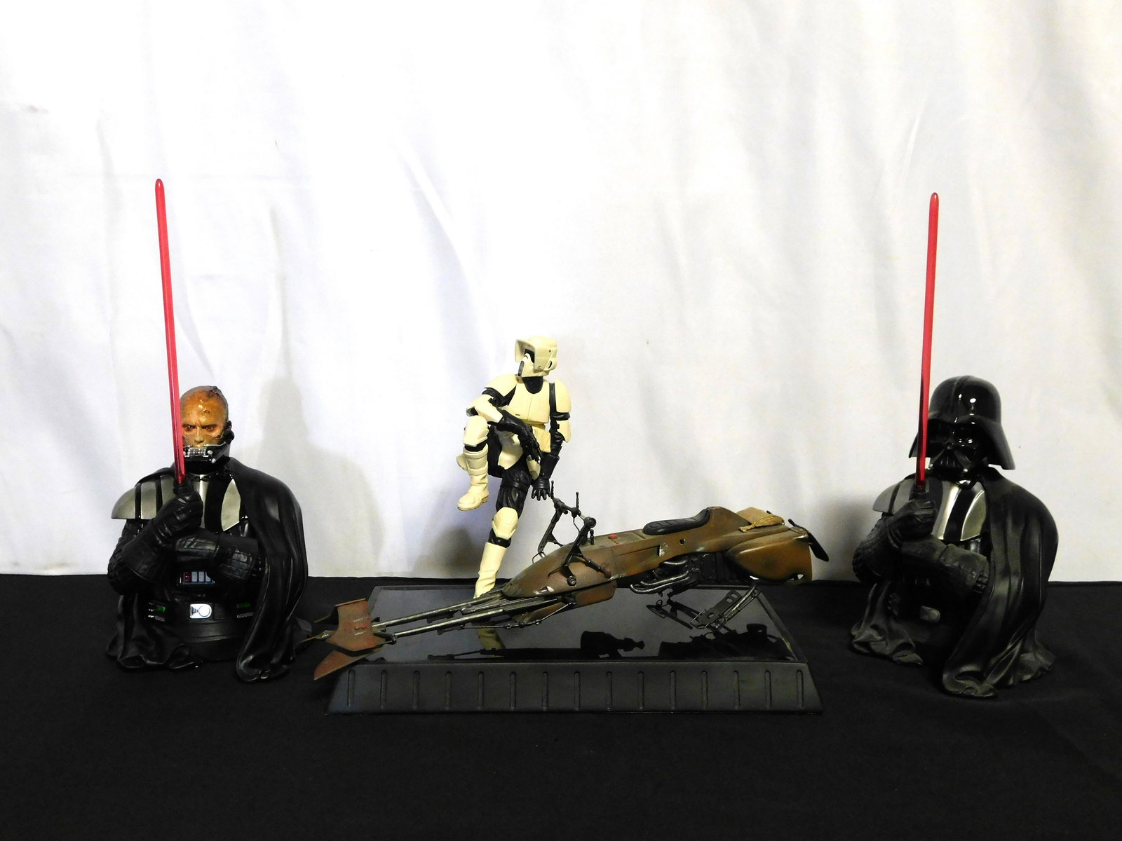Lot of 3 Star Wars Gentle Giant Busts and Statues (1 of 13)