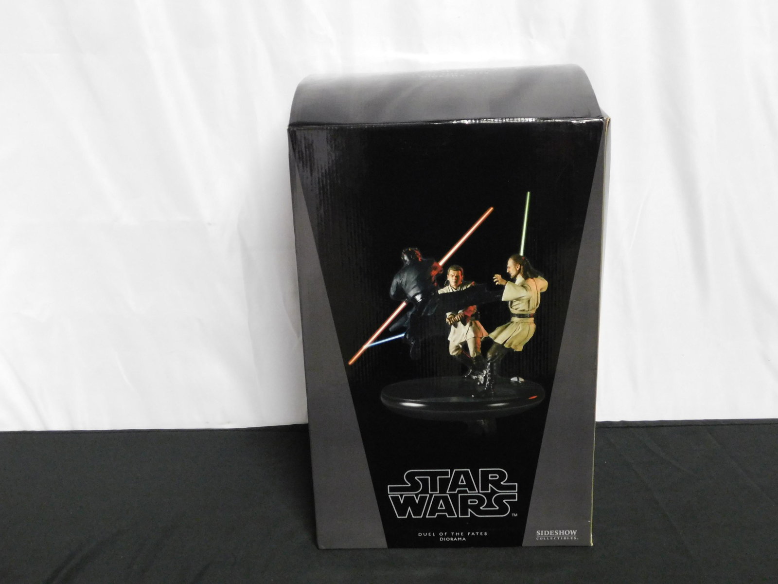 Sideshow Star Wars Duel of the Fates Diorama: Sideshow Star Wars Duel of the Fates Diorama. Limited Edition #235/1250. In Original Box - Appears to be in New Condition with broken seal. All invoices must be paid within 24 hours of the sale. There