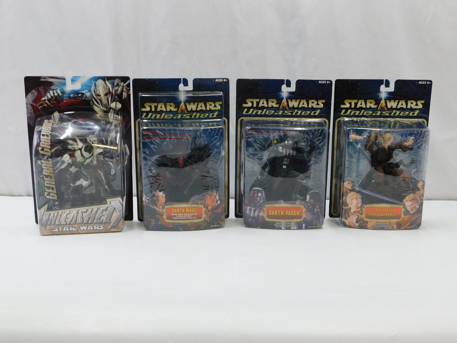 Lot of 4 Star Wars Unleashed Action Figures (1 of 9)