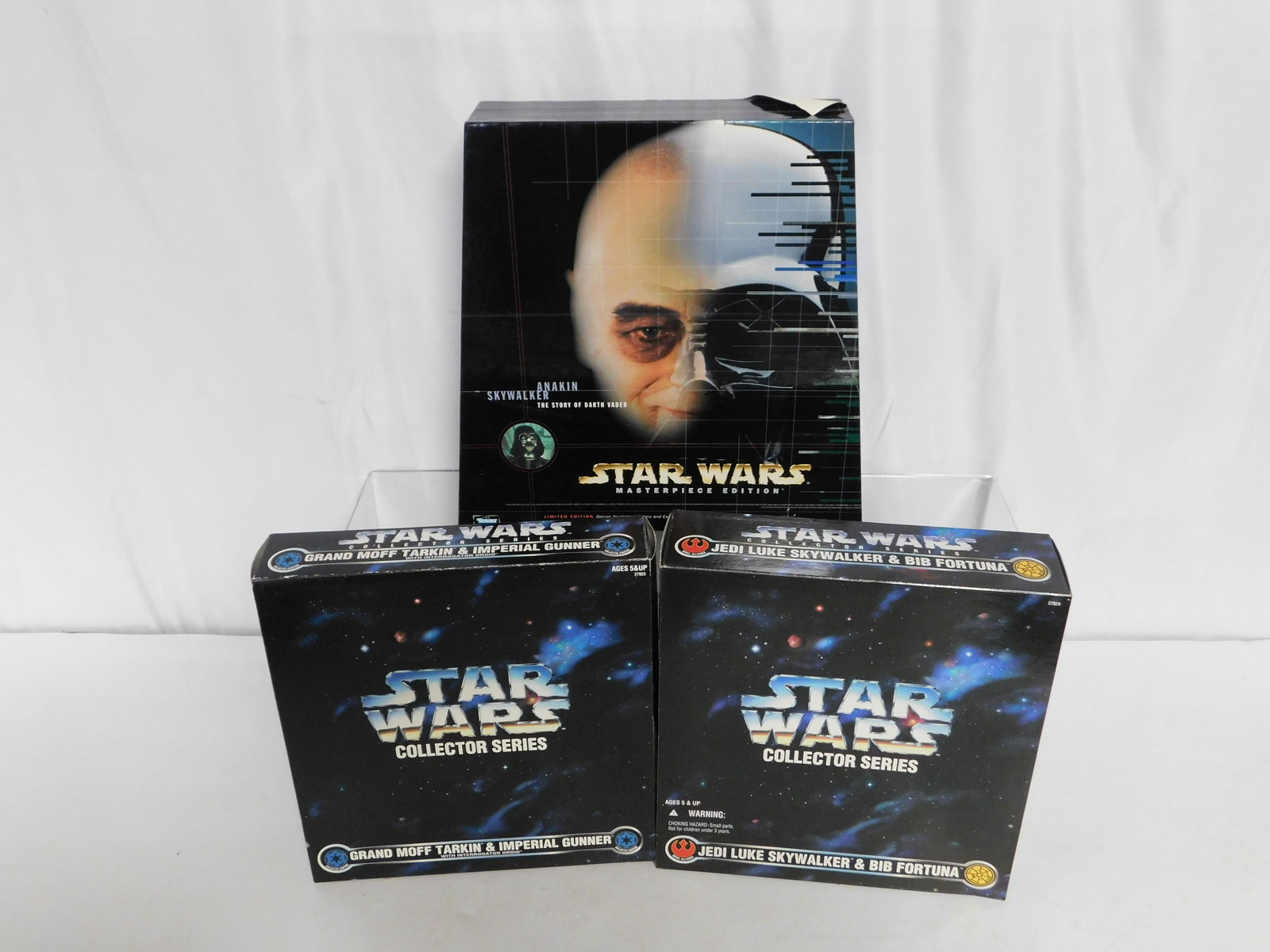 Lot of Mixed Star Wars Toys and Collectibles (1 of 10)