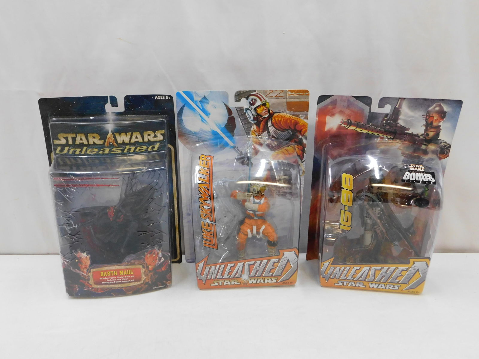 Lot of 3 Star Wars Unleashed Action Figures (1 of 5)