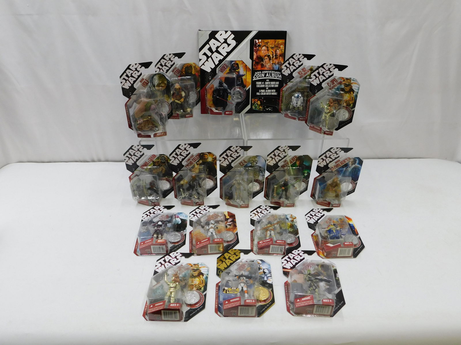 Lot of 17 Star Wars 3.75" Action Figures (1 of 6)