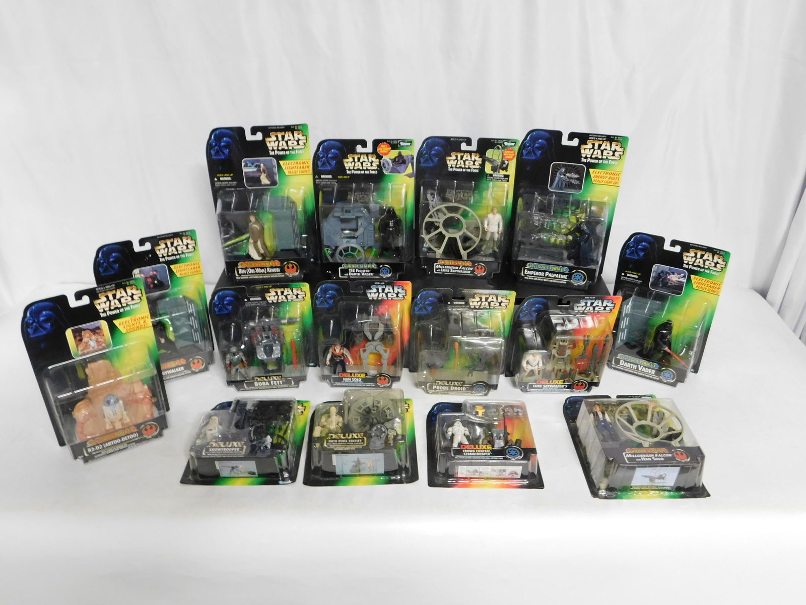 Lot of 14 Star Wars Action Figures (1 of 6)