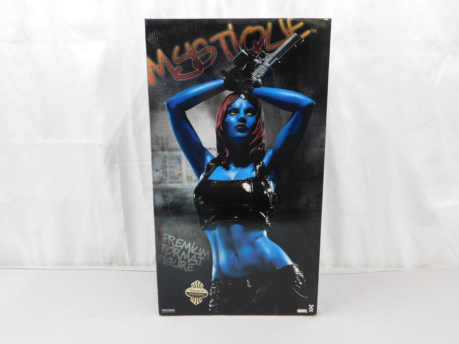 Sideshow Mystique Premium Format Statue (1 of 6)
