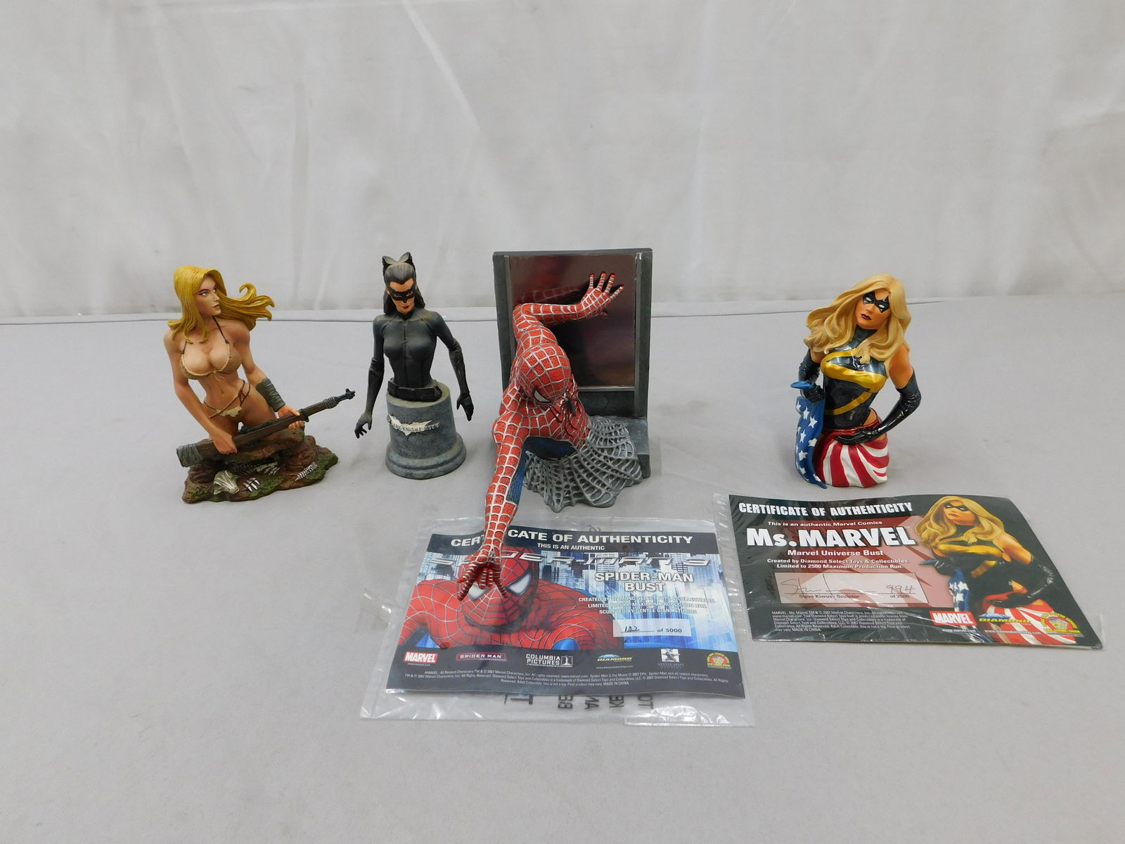 Lot of 4 Marvel and DC Bust Statues (1 of 20)