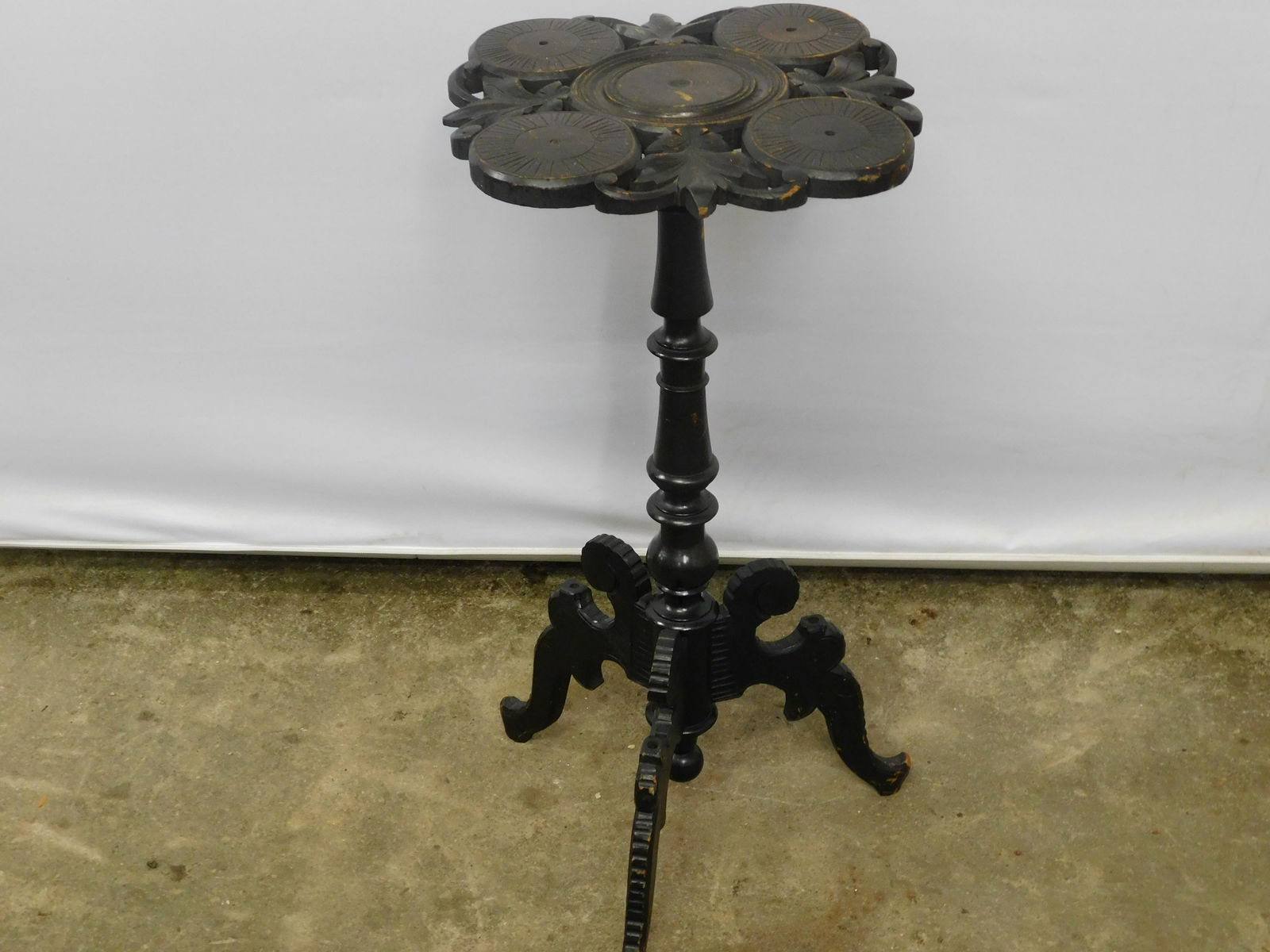 Carved Victorian Style Plant Stand (1 of 5)